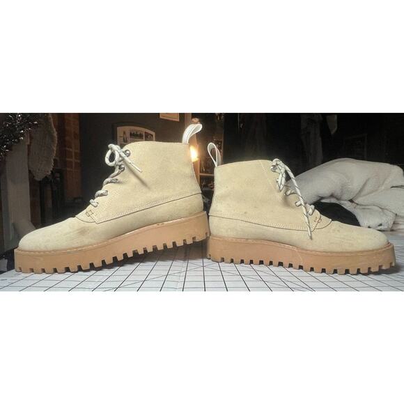 LÄST Rocky Suede Neutral Beige Platform Lace Up Boots Women's Size 41 US 8  Nice - Picture 5 of 7